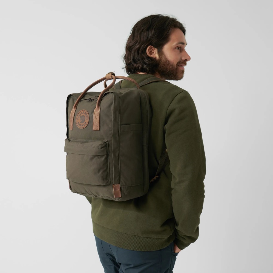 Fjällräven Pişmiş Toprak Kahverengi Kånken No. 2 Dizüstü Bilgisayar 15